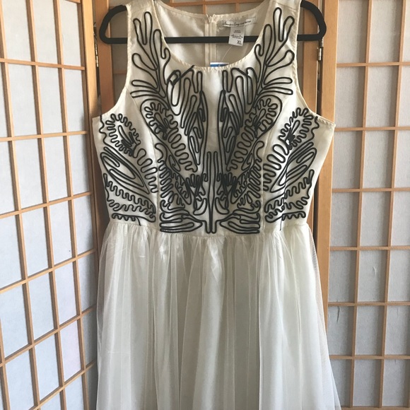 Dresses & Skirts - Cream With Black Trim Work Dress Satin-y Dress